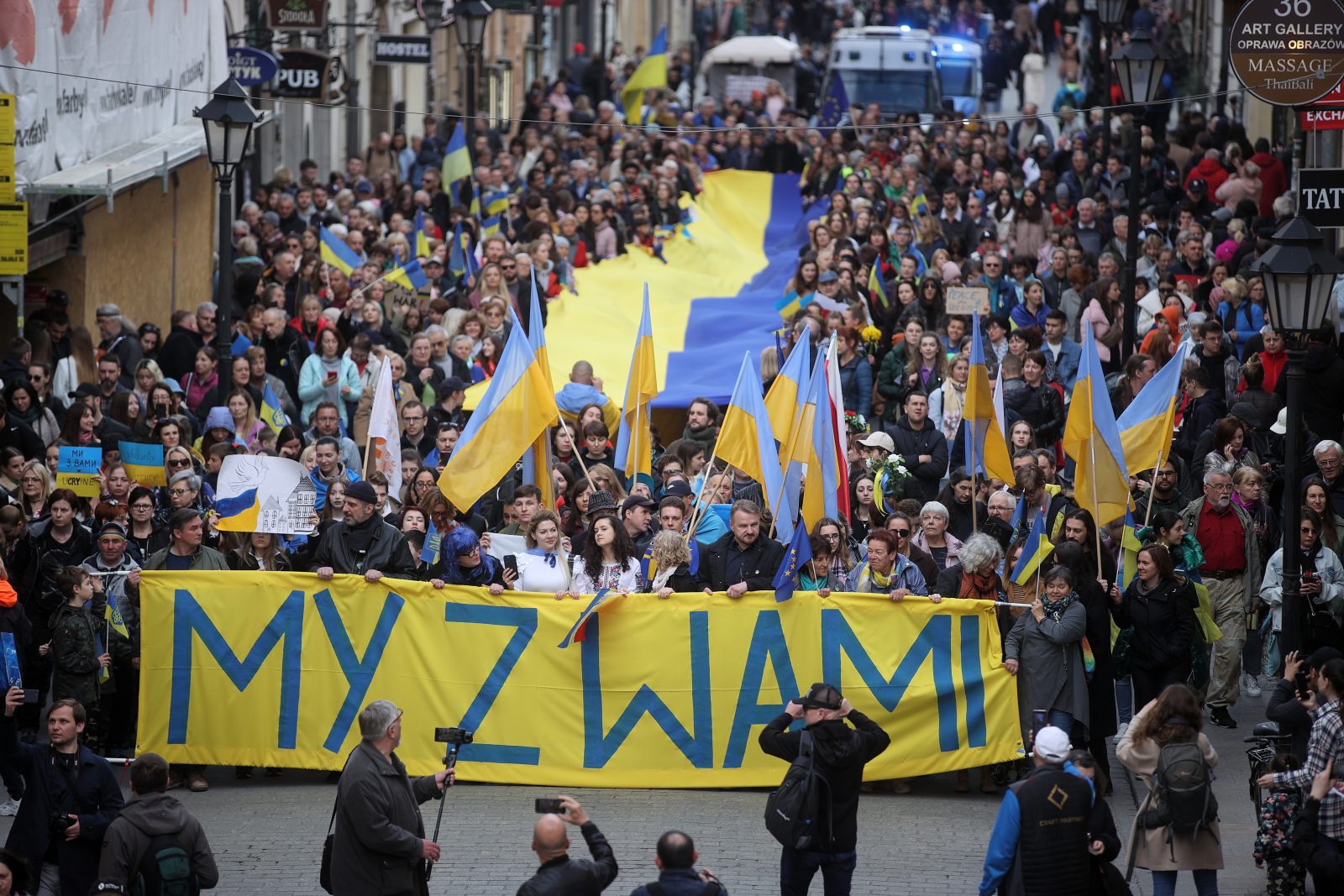 Marsz solidarności z Ukrainą w Krakowie, luty 2022r., fot. PAP/Łukasz Gągulski